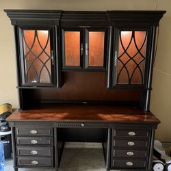 Aspen Home Desk And Lighted Hutch