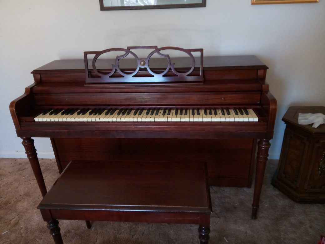 Cable-Nelson upright piano