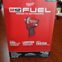 Milwaukee New 3/8" Stubby Impact Wrench 12M Fuel 