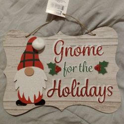 Gnome For The Holidays Wall Decor