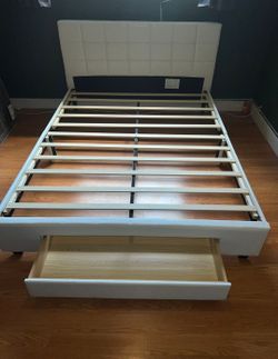 QUEEN SIZE Bed Frame New Mattress Queen Size included