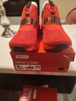 Puma Sneakers