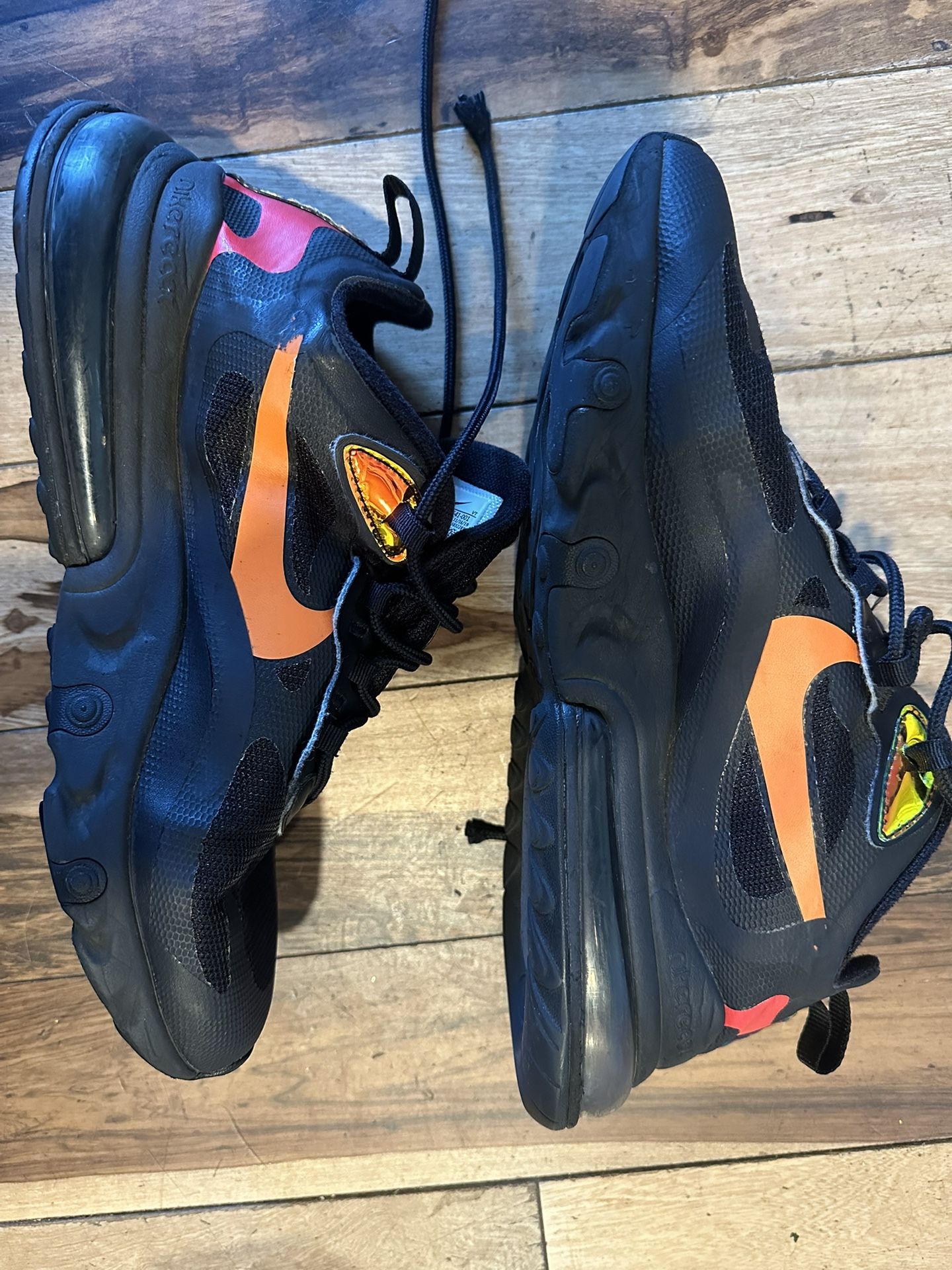 Nike Air Max 270 React Black Magma Orange GS)