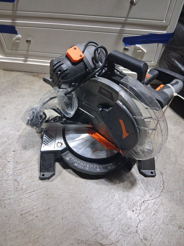 Miter saw