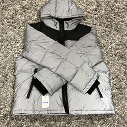 New DKNY Man’s Jacket. Sz XL