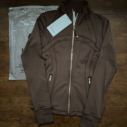 Lululemon Full Zip Jacket NWT size 4