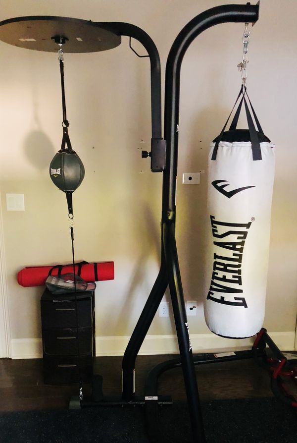 Everlast Punching Bag With Stand And Le Boxing Platinum Atomic Everlast Punching Bag With Stand And