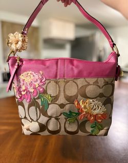 Coach vintage pink & brown floral embroidered handbag💐