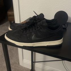 Nike Dunks 