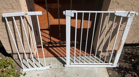 Baby Gate / Pet Gate