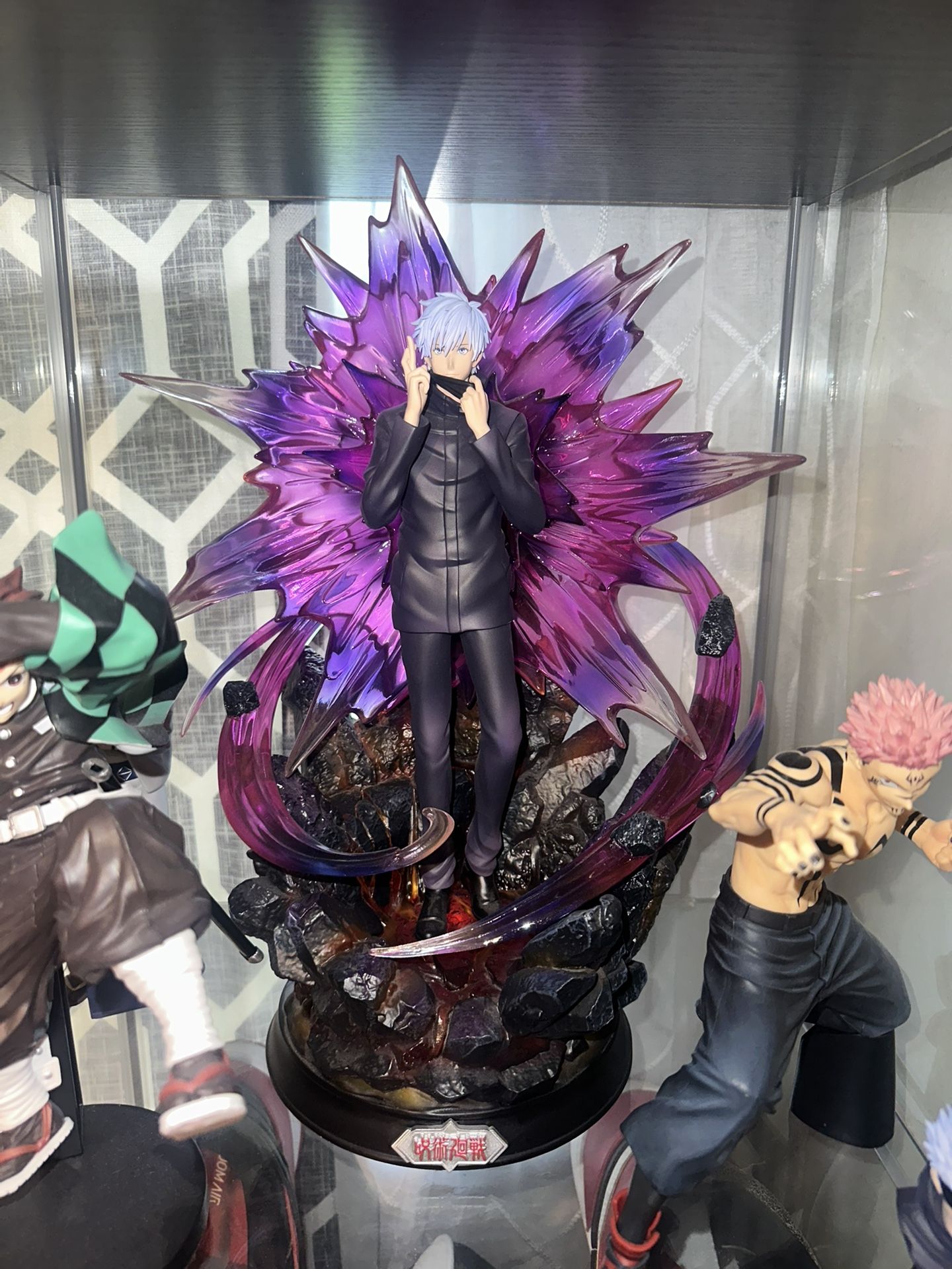Satoru Gojo Resin Statue