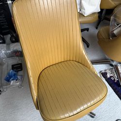 Set of 5 ‘70s Swirly Chairs