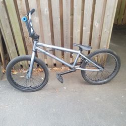 Diamond Back Venom BMX Bike