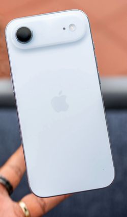 iPhone Air