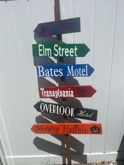 Halloween Directional Sign Post Yard Decoration
