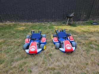 Super Mario Kart 24V Battery-Powered 3-Speed Drift Ride-on Racer Go Kart Jakks Pacific