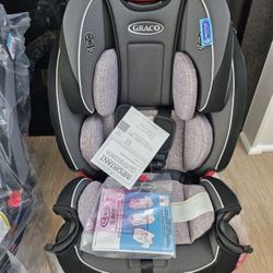 Graco Slimfit 3-1 Car Seat  - Darcie