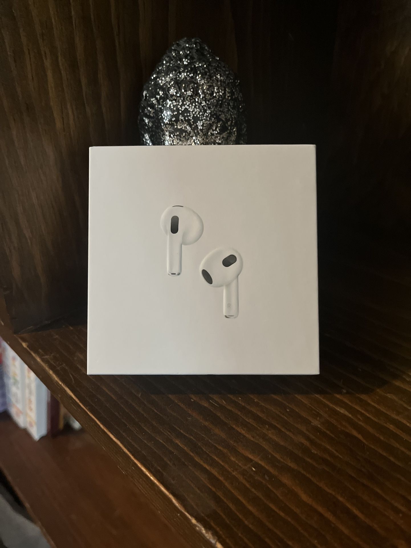 AirPod Gen 3