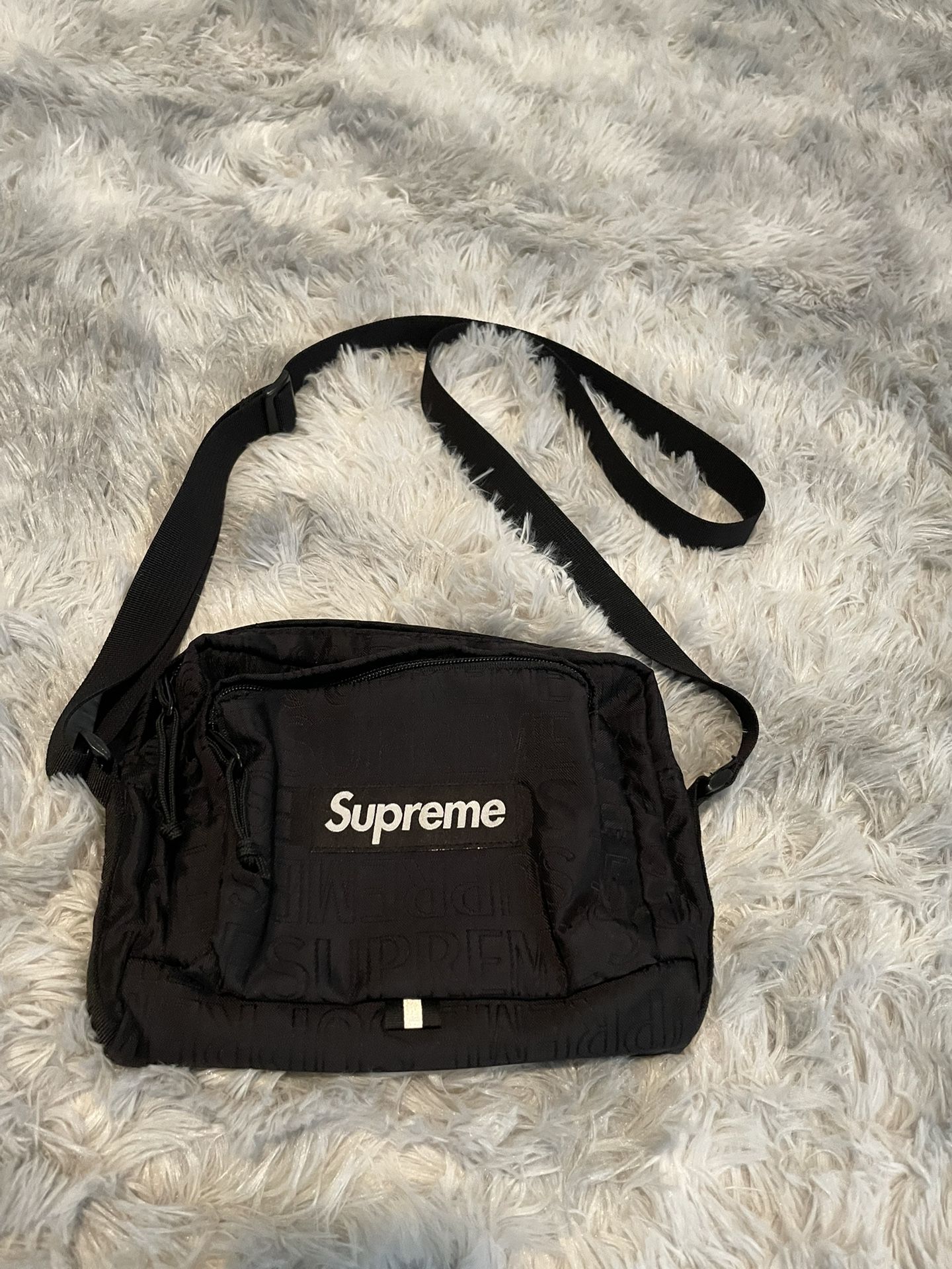 Supreme Shoulder Bag (SS19) (Black)