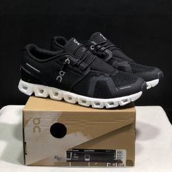 Light Weight on Cloud 5 generation white and black 