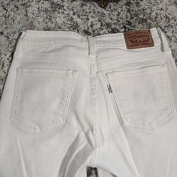 Levis 711Womens Skinny ankle Size 26