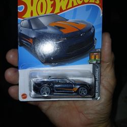 2021 Hot Wheels 18 Camaro Super Hunt 