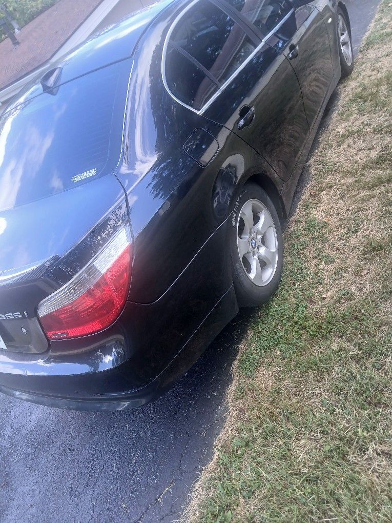 2007 BMW 525i