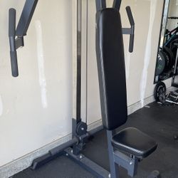 Pec Fly Machine (Titan Fitness)