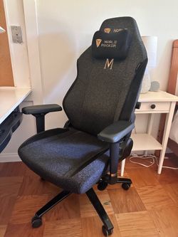Noble Rocker large gaming chair