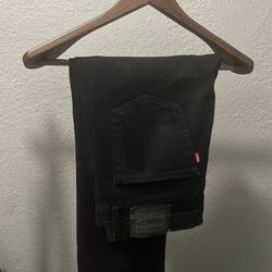 Black Levi jeans 