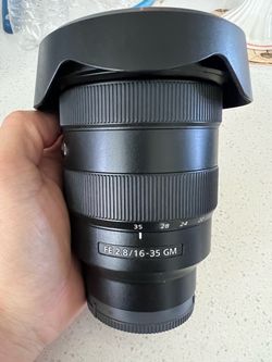 Sony FE 2.8/16-35 GM Lens with Hood