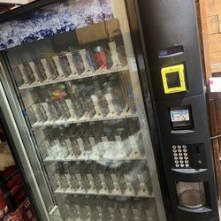 Vending Machine (Refurbished) | Dixie Narco 5800 Bevmax 4 | Drink / Beverage