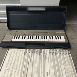 Vintage Yamaha PortaSound PC-100 Keyboard, 24 Inches, With Cord ,Playcards and Case Tested. 👍 