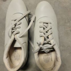 Bowling Shoes Size 7