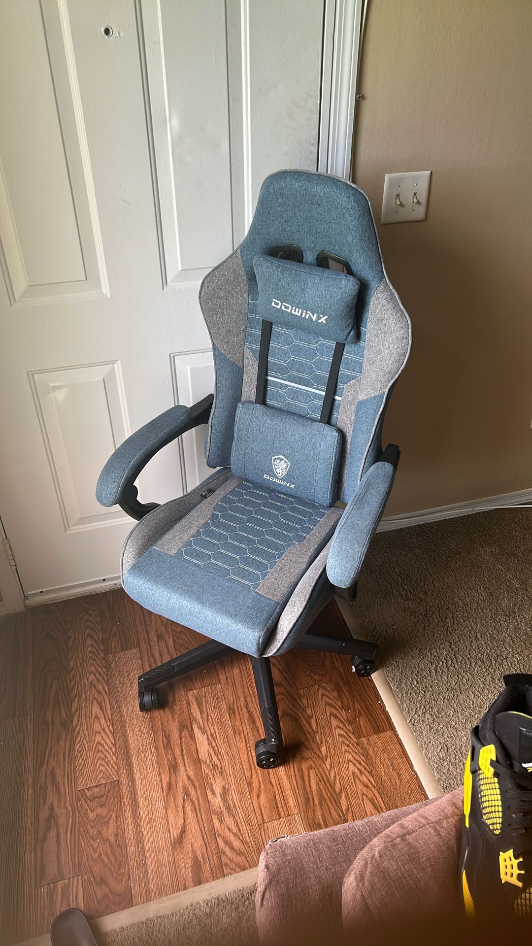 Dowinx Gaming Chair