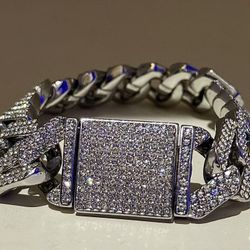 Cuban Link Bracelet 