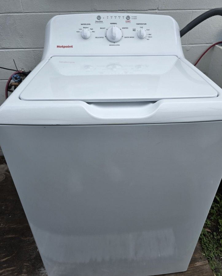 HOTPOINT LIKE NEW CONDITION WORKS PERFECTLY