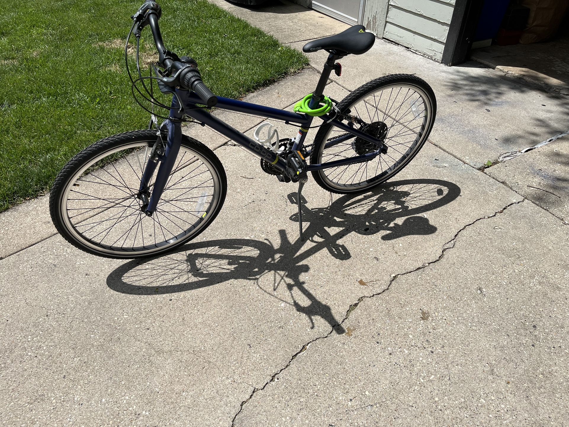 24 Inch REI Rev 24 CO-OP Bike