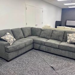 OVERSIZED FLUFFY & SUPER COMFY DARK GRAY SECTIONAL $799 !!
