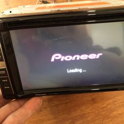 Pioneer Car Radio GPS Bluetooth USB 