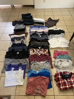 Clothes in good conditions. 67 pieces