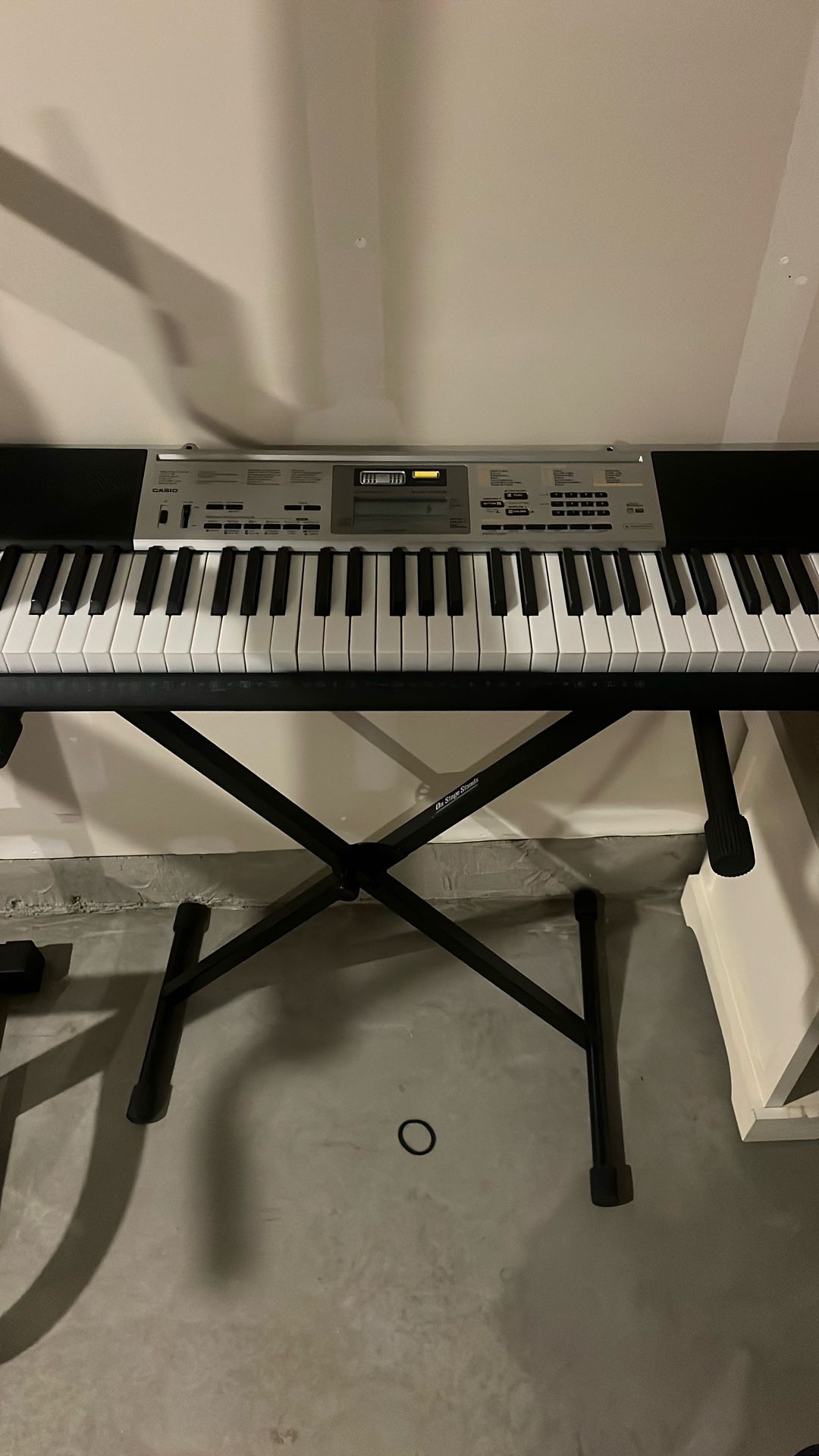 Casio Piano LK-260