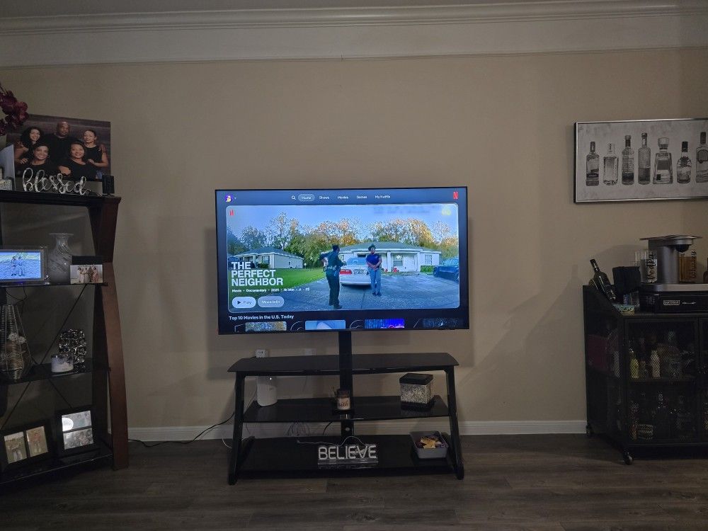 TV Stand w/ Mount