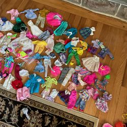 Barbie Clothes And Case