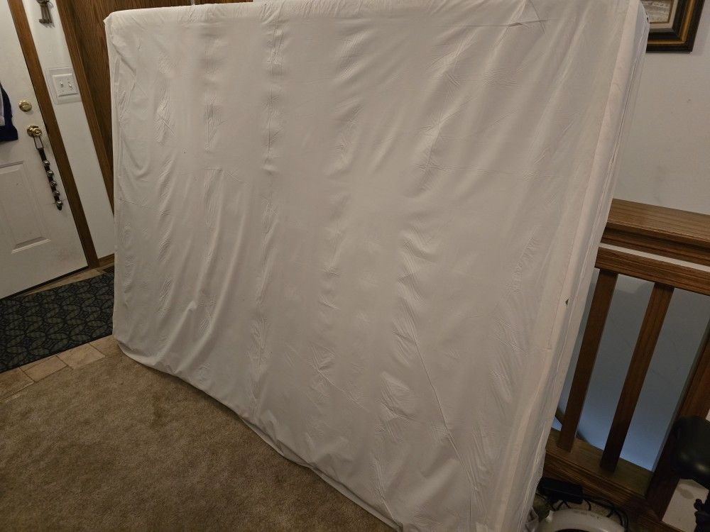 FREE LIKE NEW Queen Size Box Spring