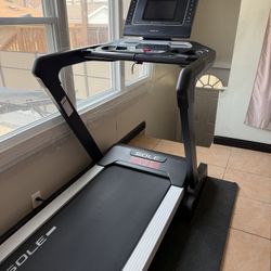 Treadmill 