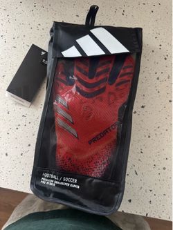Adidas predator pro goalkeeper gloves