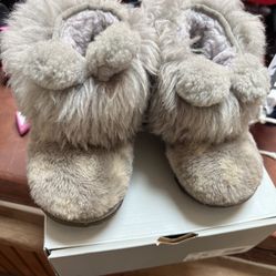 Kids Grey Rabbit Look Uggs 