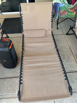 Pool lounge chairs