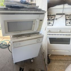 Appliances, stove, microwave, dishwasher